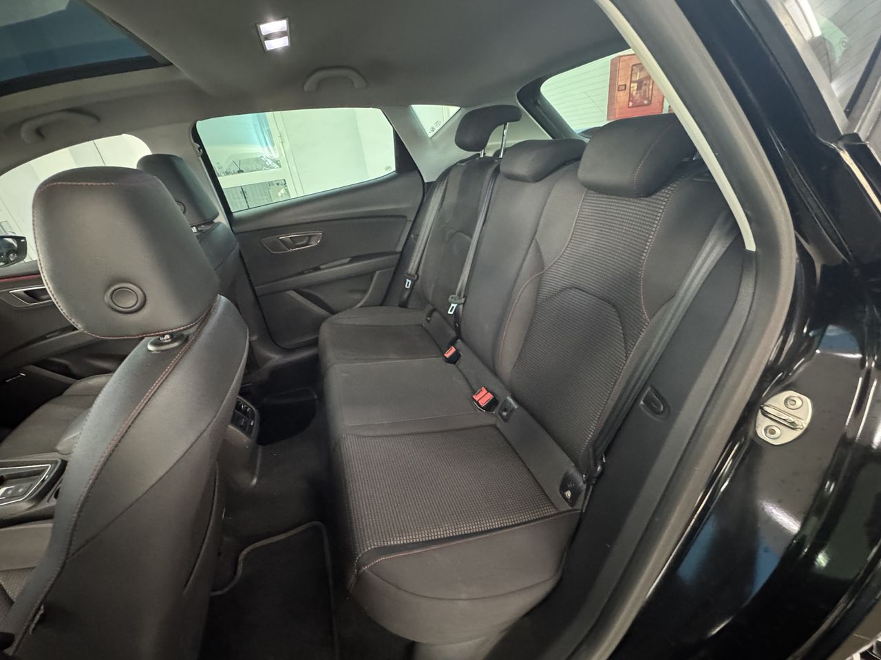 Seat Leon León 5p 1.4 TSI 92 kW (125 CV) Start&Stop FR Plus - Foto 2