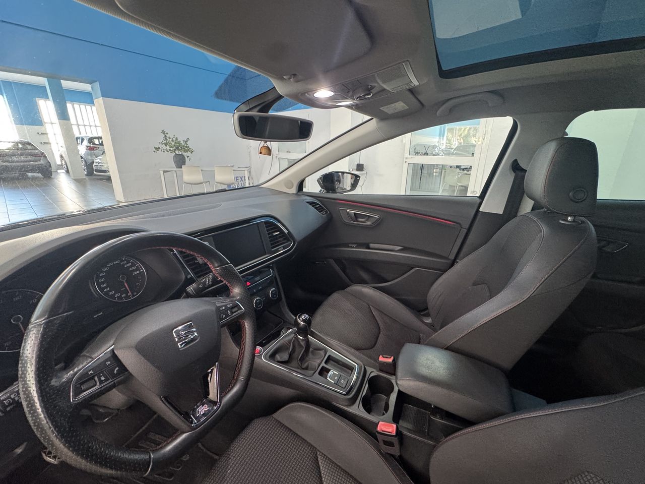 Seat Leon León 5p 1.4 TSI 92 kW (125 CV) Start&Stop FR Plus - Foto 2