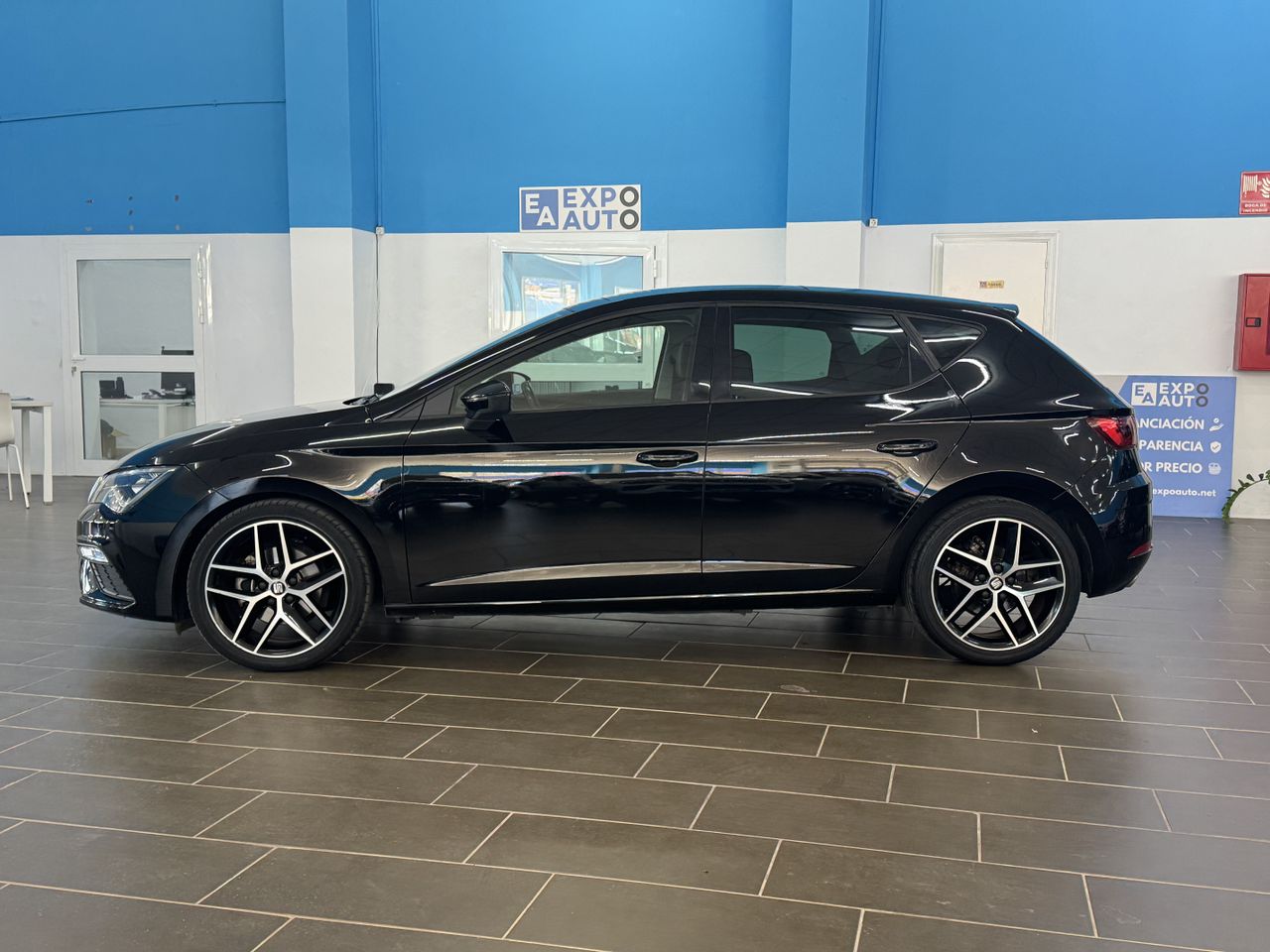 Seat Leon León 5p 1.4 TSI 92 kW (125 CV) Start&Stop FR Plus - Foto 2