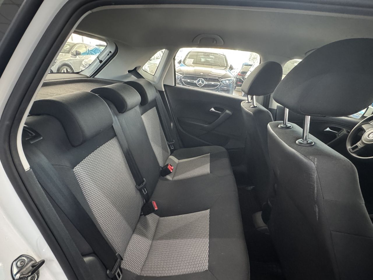 Volkswagen Polo 5p Advance 1.0 75 CV BMT - Foto 2