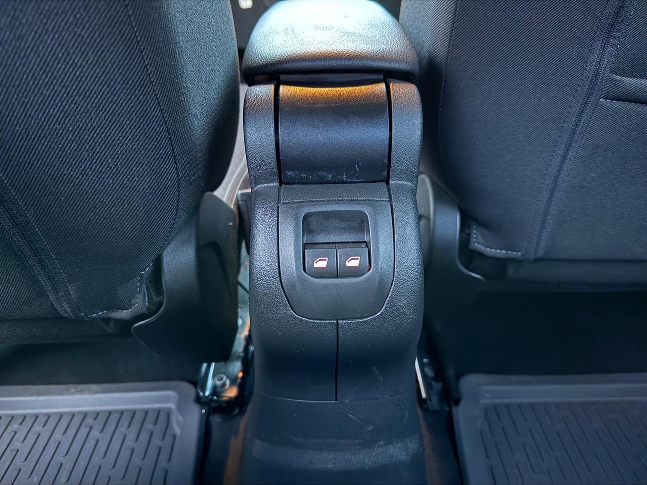 Citroën C-Elysée BlueHDi 73KW (100CV) Exclusive - Foto 2