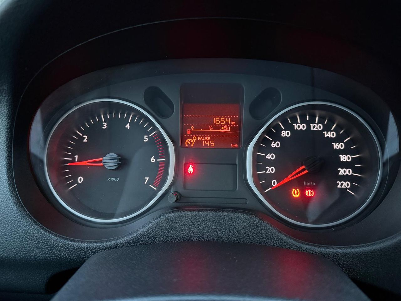 Citroën C-Elysée BlueHDi 73KW (100CV) Exclusive - Foto 2