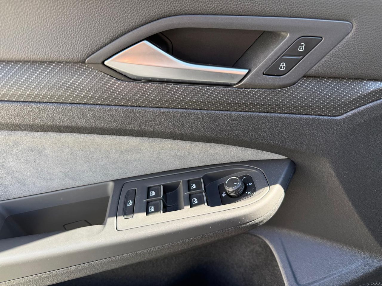 Volkswagen Golf R 2.0 TSI 235kW (320CV) 4Motion DSG - Foto 2