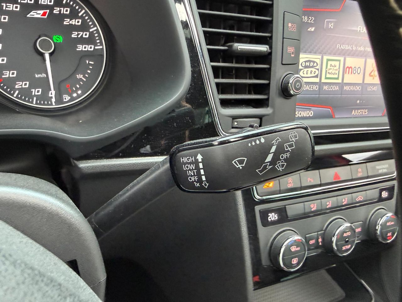 Seat Leon 2.0 TSI 221kW (300CV) DSG-6 St&Sp CUPRA - Foto 2