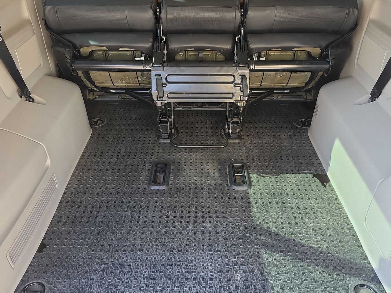 Volkswagen Caravelle Caravelle Corto 2.0 TDI 84kW (114CV) BMT - Foto 2