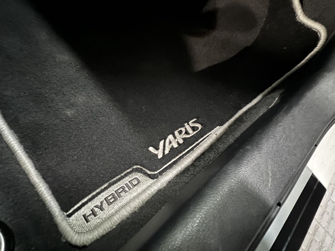 Toyota Yaris 1.5 Hybrid Feel - Foto 2