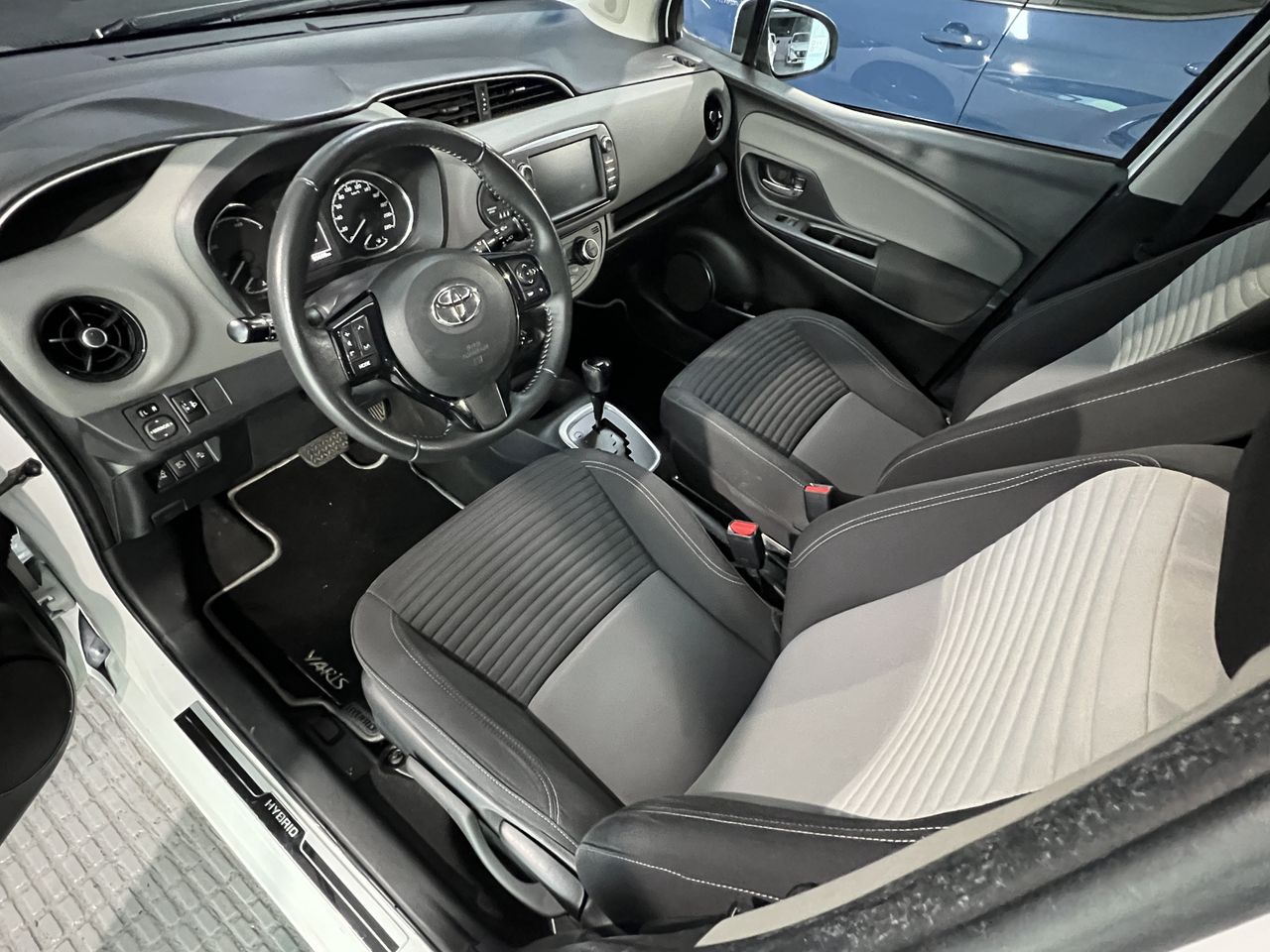 Toyota Yaris 1.5 Hybrid Feel - Foto 2