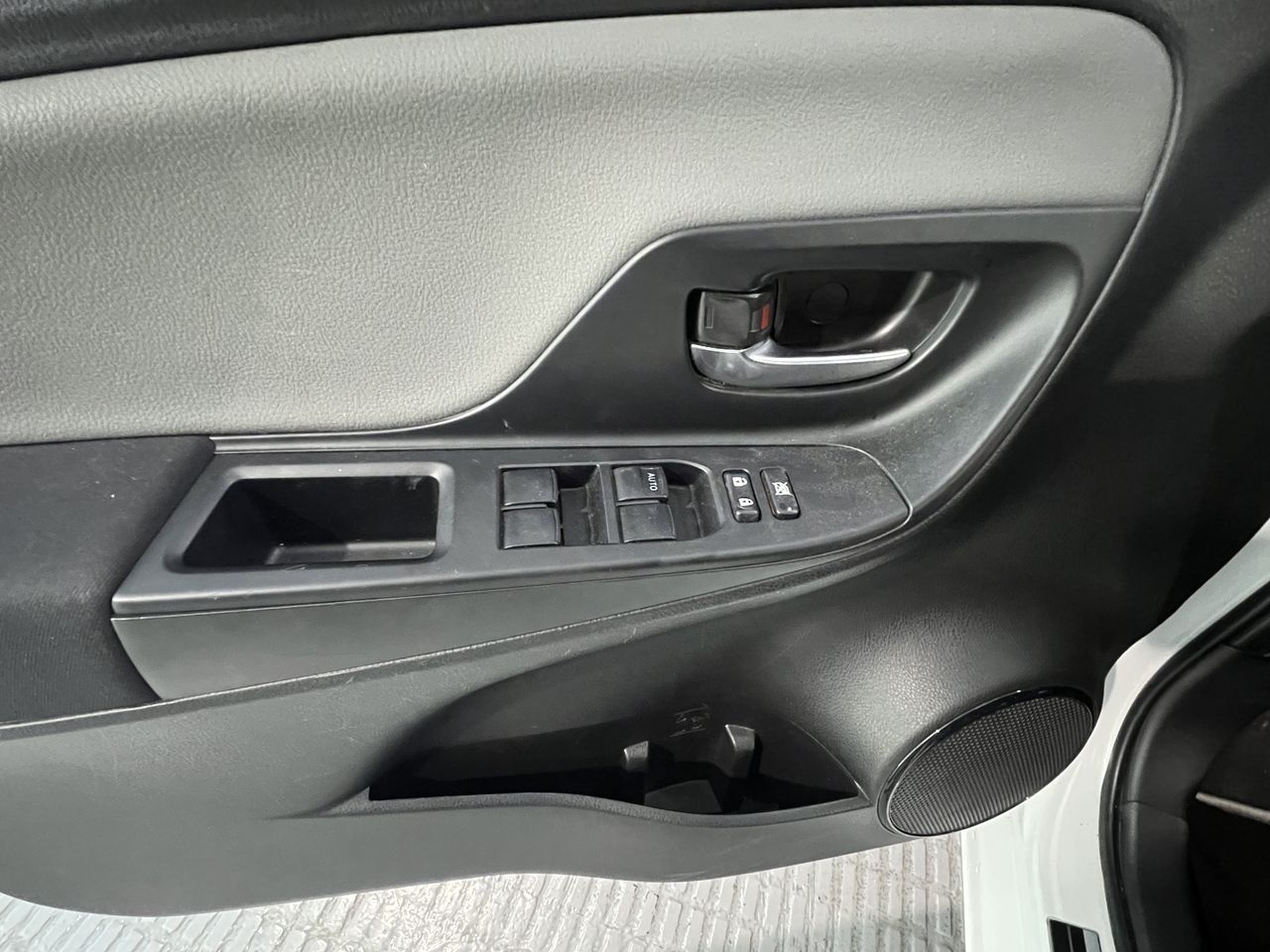 Toyota Yaris 1.5 Hybrid Feel - Foto 2