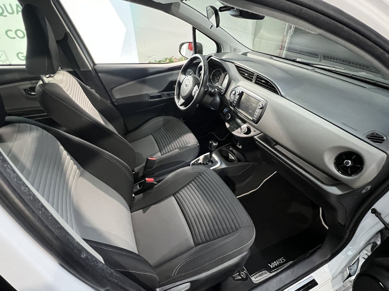 Toyota Yaris 1.5 Hybrid Feel - Foto 2