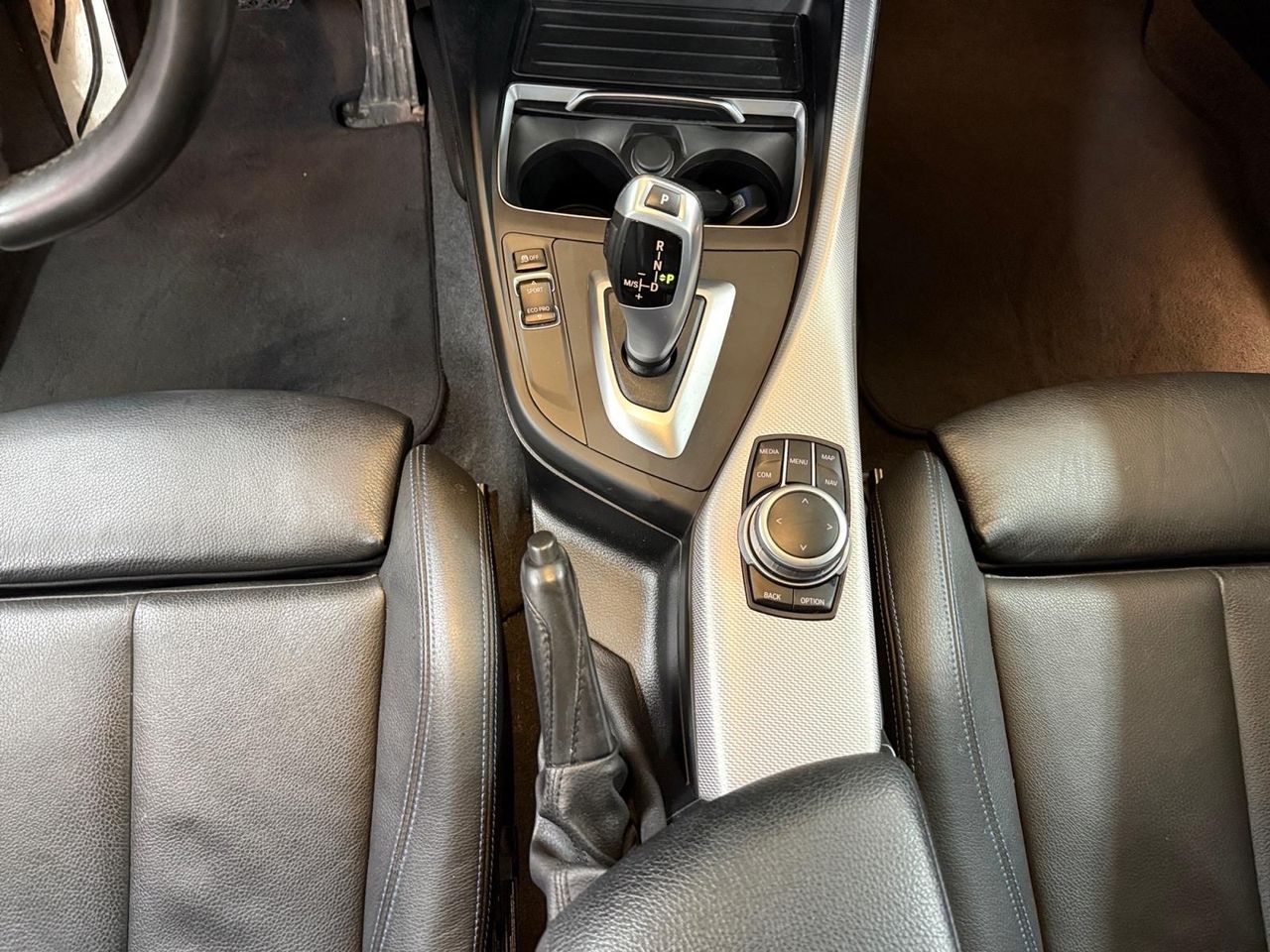 BMW Serie 1 118d - Foto 2