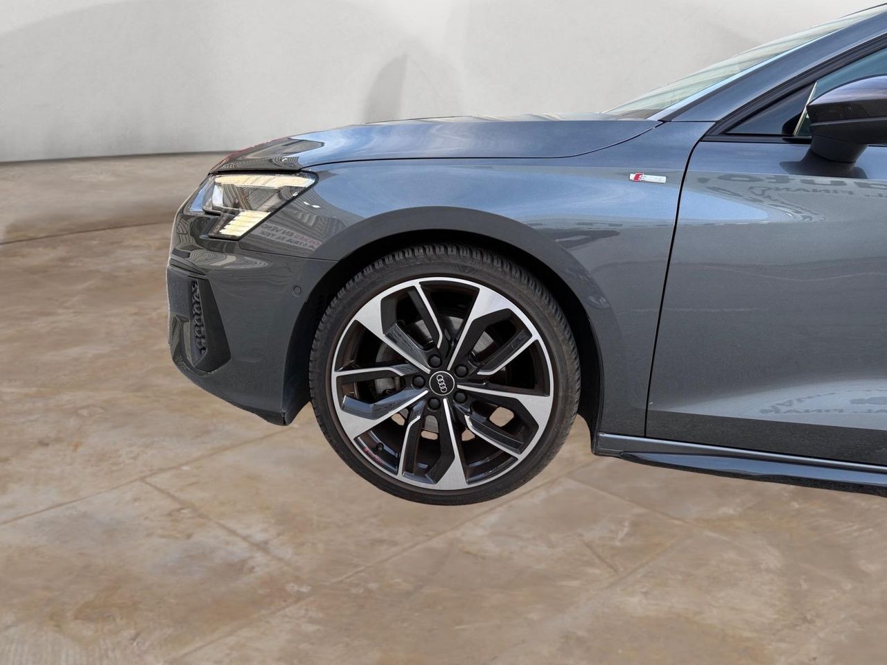 Audi A3 Sportback Black line 35 TFSI 110kW S tro - Foto 2