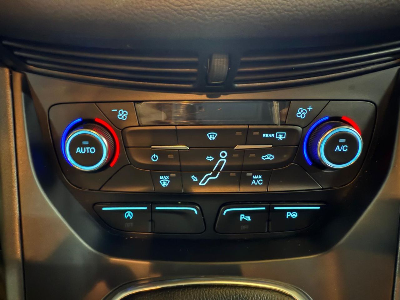 Ford C Max 1.0 EcoBoost 92kW (125CV) Titanium - Foto 2