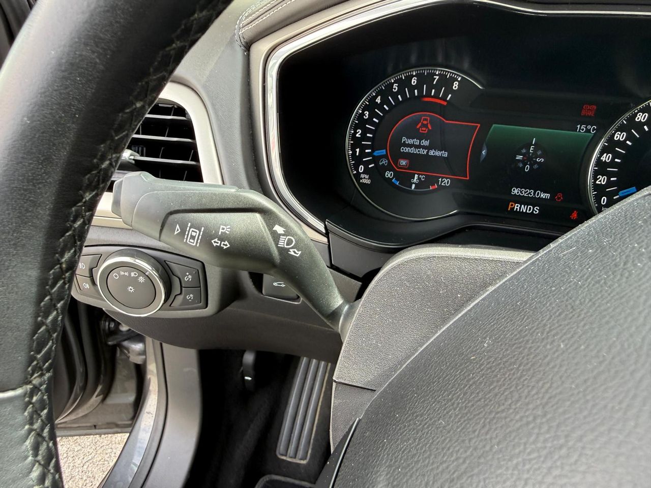 Ford Mondeo 2.0 EcoBoost 240CV Auto Vignale Sedán - Foto 2