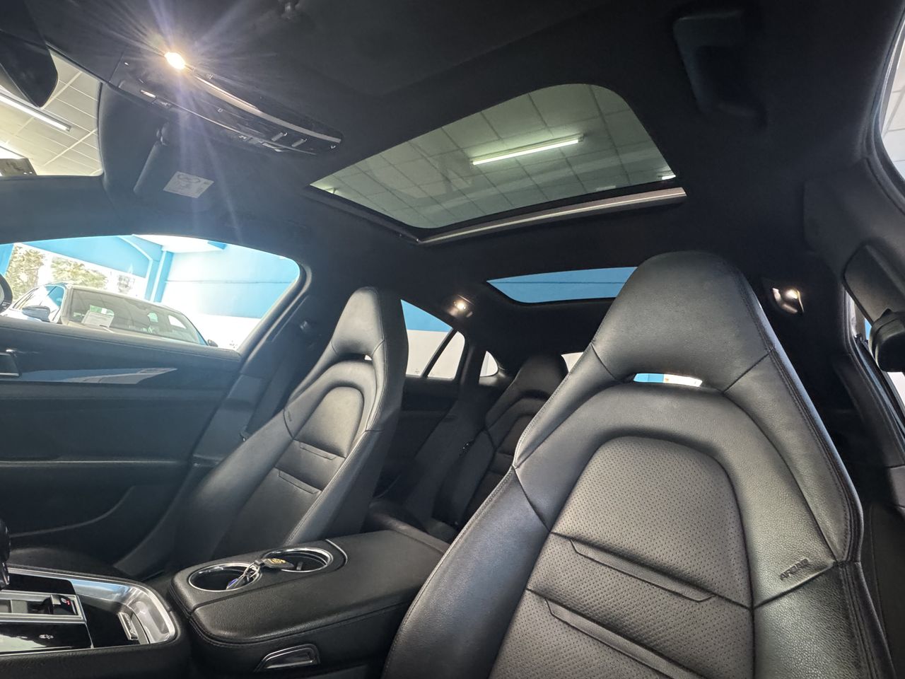 Porsche Panamera 4s - Foto 2