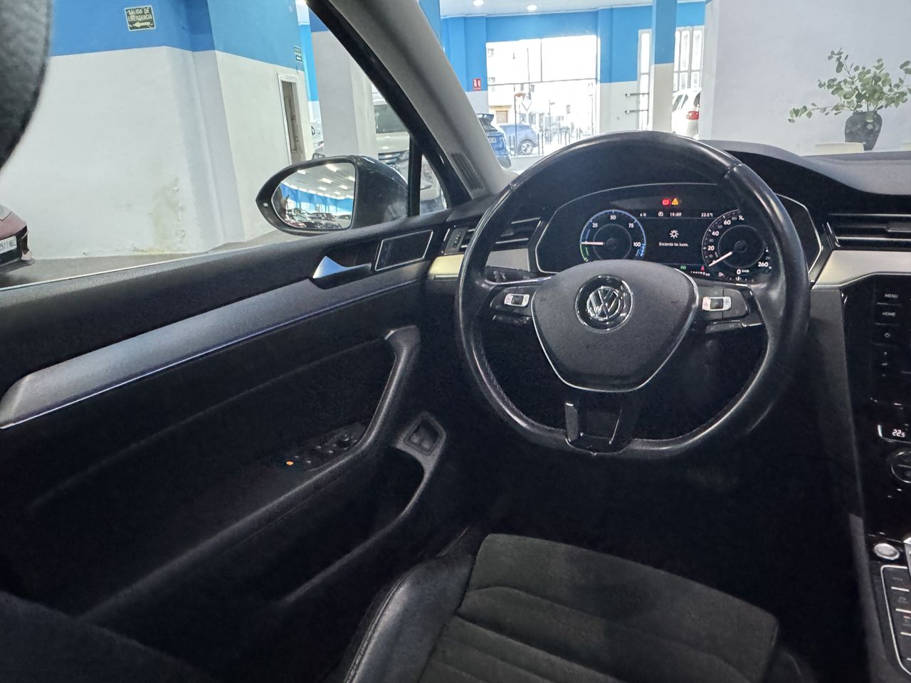 Volkswagen Passat Variant GTE 1.4 TSI ePower DSG 6 vel. - Foto 2