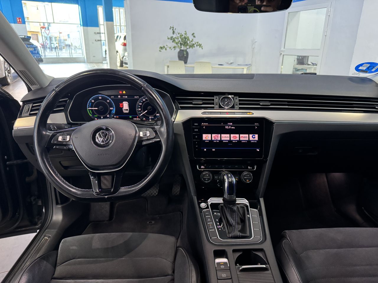 Volkswagen Passat Variant GTE 1.4 TSI ePower DSG 6 vel. - Foto 2