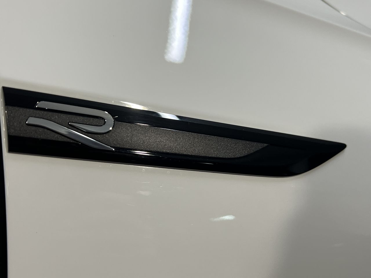 Volkswagen Golf 1.5 Tsi R-Line 4 Motion 320cv. - Foto 2