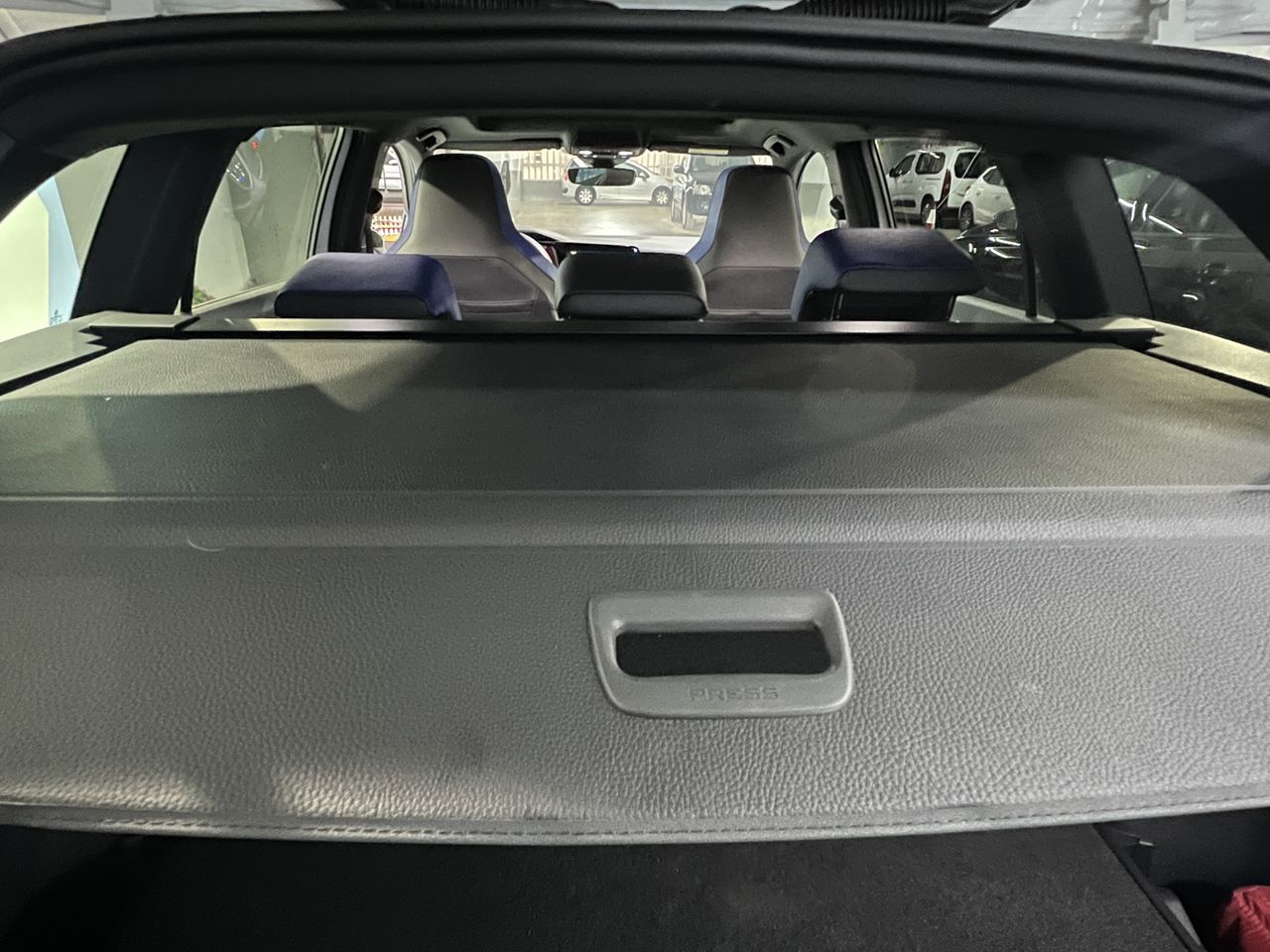 Volkswagen Golf 1.5 Tsi R-Line 4 Motion 320cv. - Foto 2