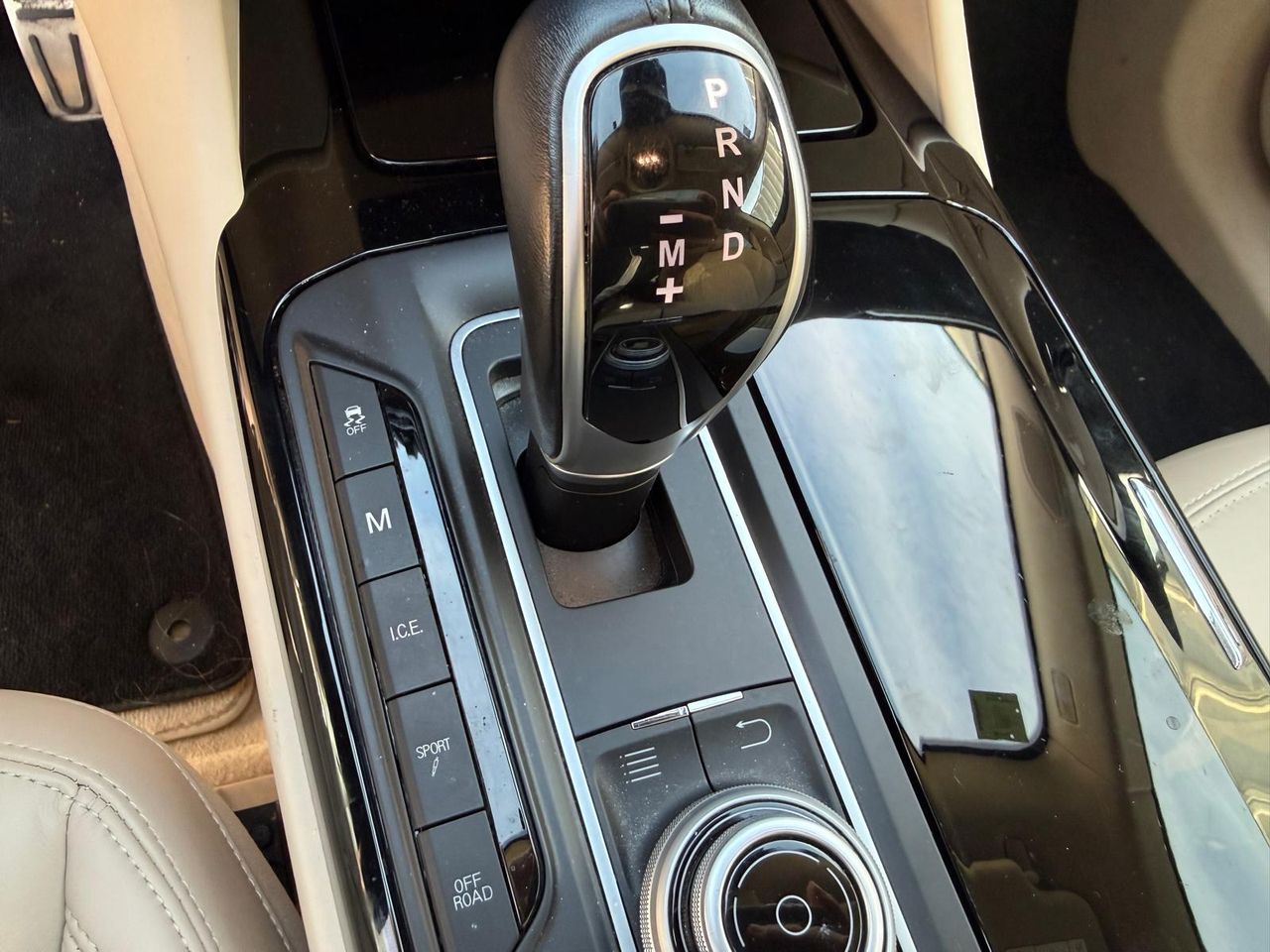 Maserati Levante V6 430 HP AWD S GranLusso - Foto 2