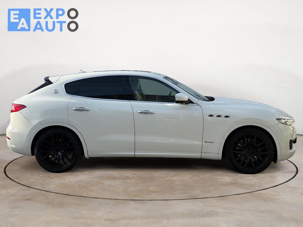 Maserati Levante V6 430 HP AWD S GranLusso - Foto 2