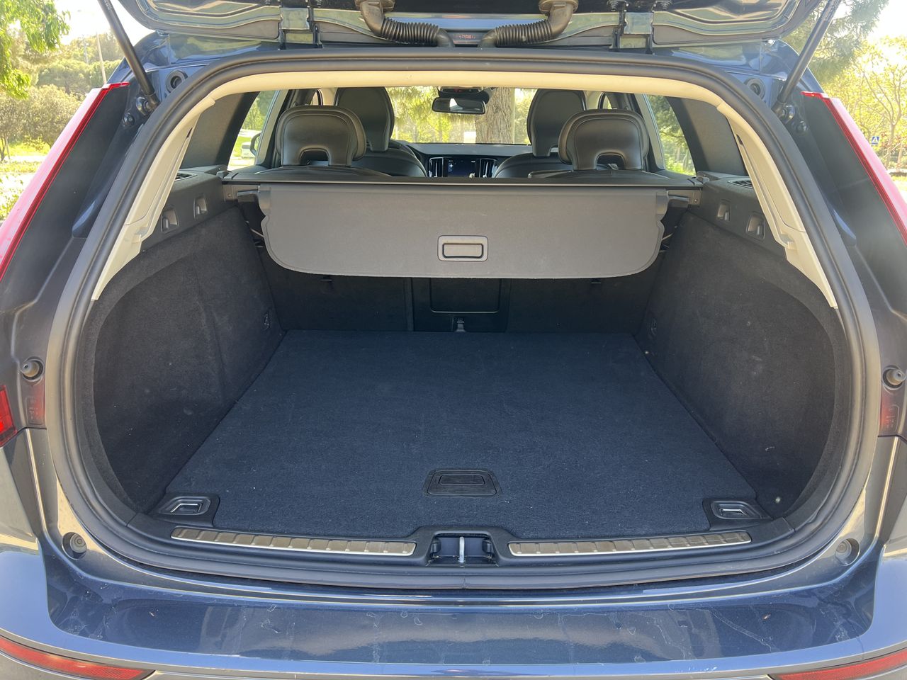 Volvo V60 2.0 D4 Cross Country AWD . - Foto 2