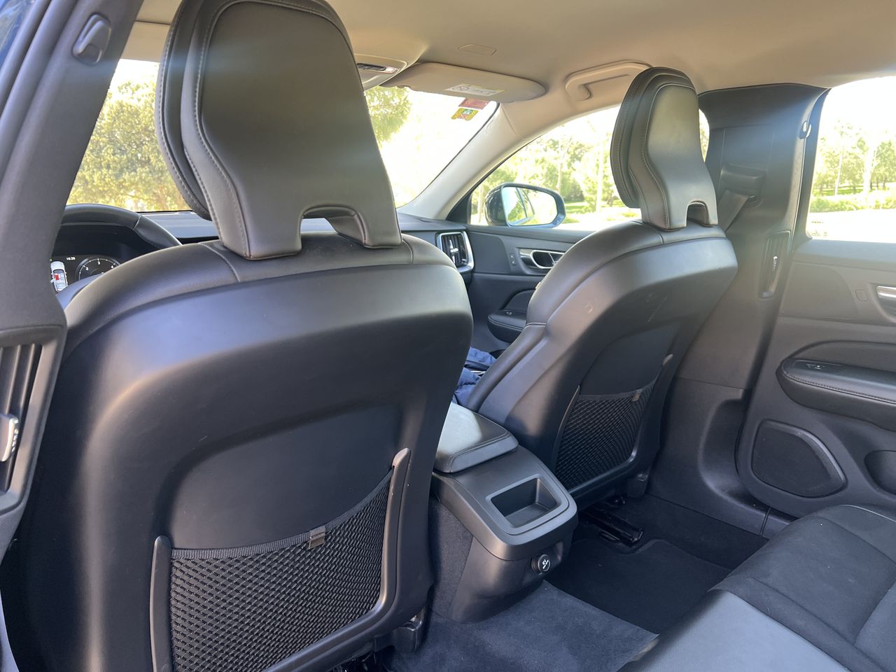 Volvo V60 2.0 D4 Cross Country AWD . - Foto 2