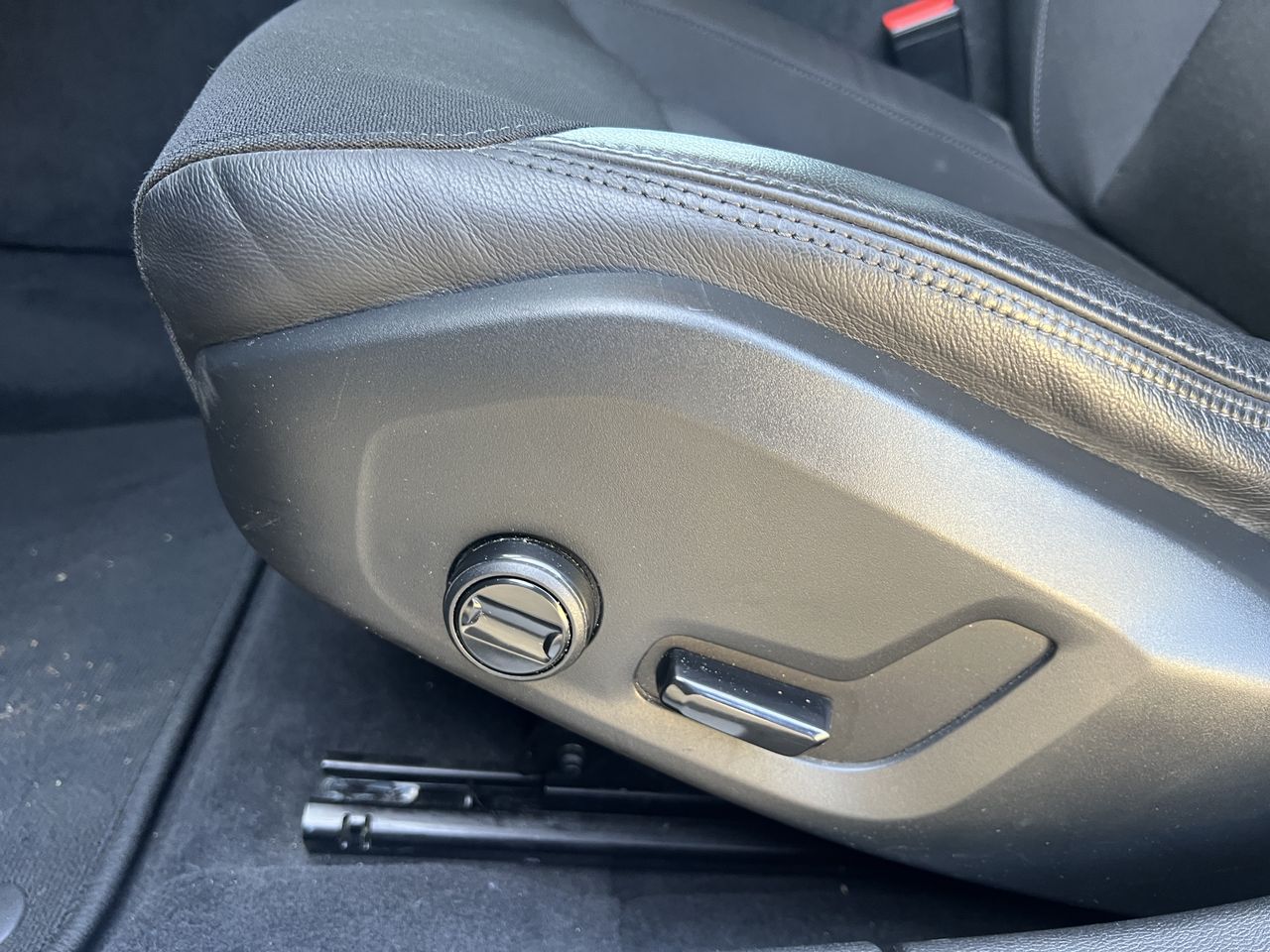 Volvo V60 2.0 D4 Cross Country AWD . - Foto 2