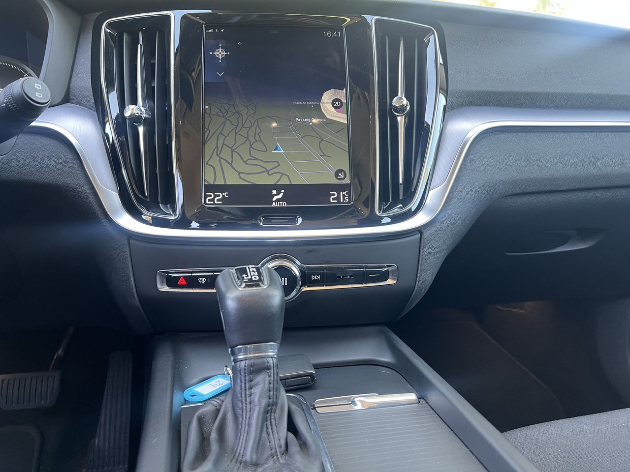 Volvo V60 2.0 D4 Cross Country AWD . - Foto 2