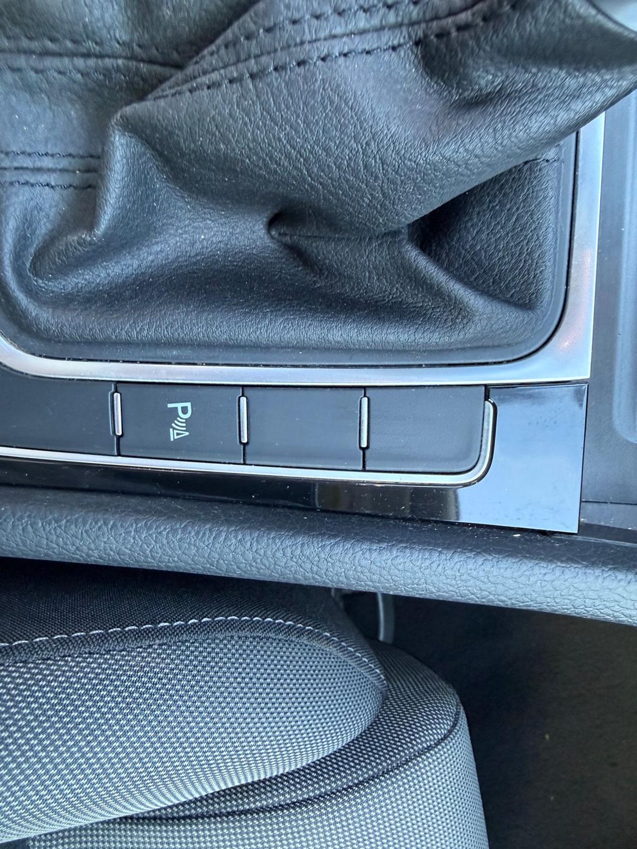 Volkswagen Golf Sport R-Line 1.5 TSI 110kW (150CV) DSG - Foto 2