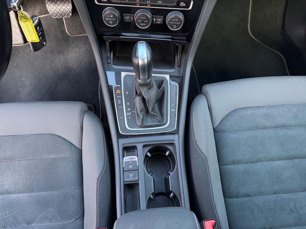 Volkswagen Golf Sport R-Line 1.5 TSI 110kW (150CV) DSG - Foto 2