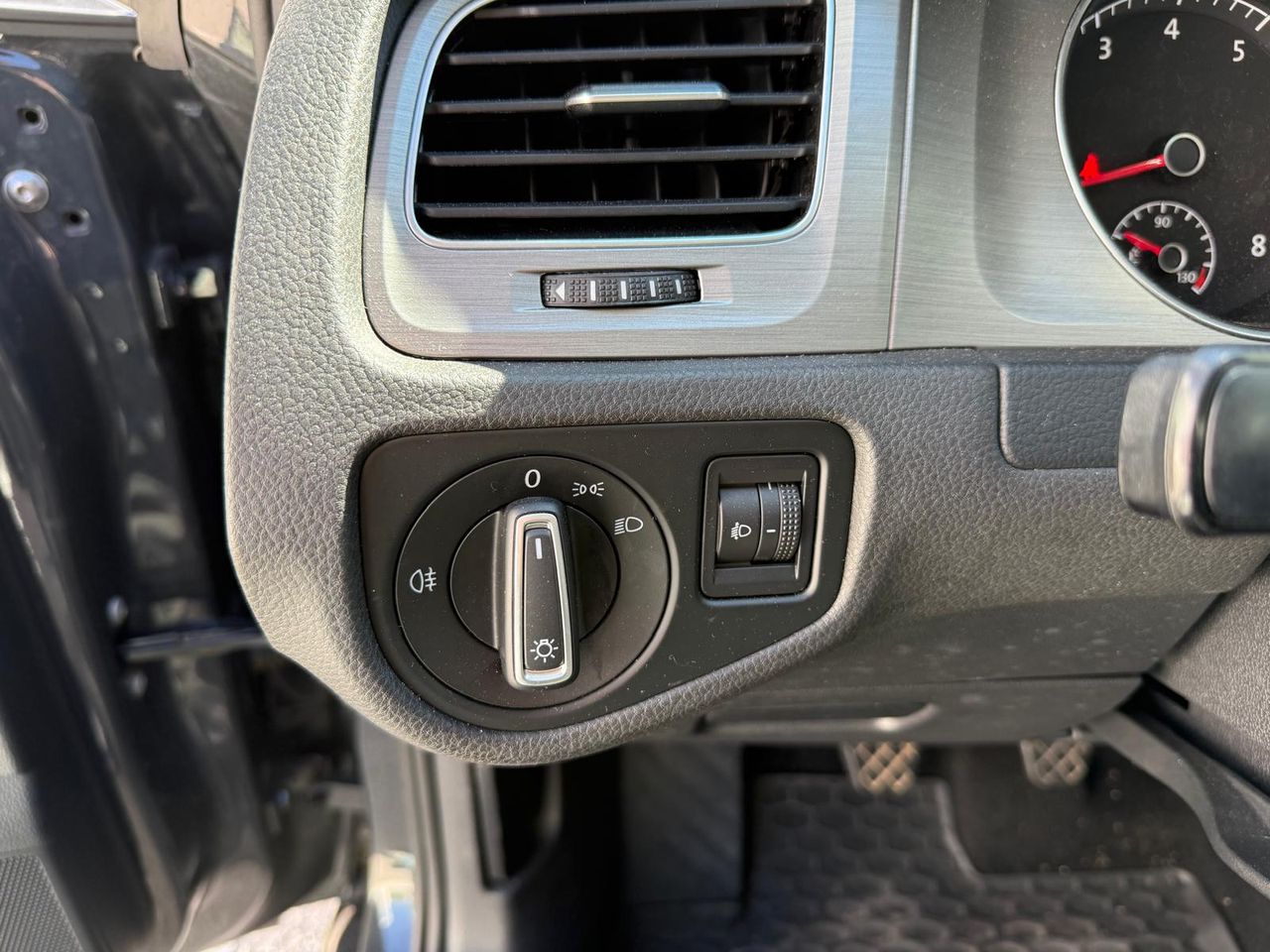 Volkswagen Golf Advance 1.4 TSI 140cv ACT Tech BMT - Foto 2