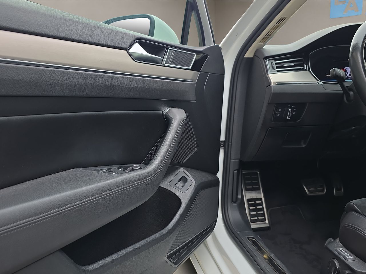 Volkswagen Passat Sport 1.8 TSI 132kW (180CV) DSG Variant - Foto 2