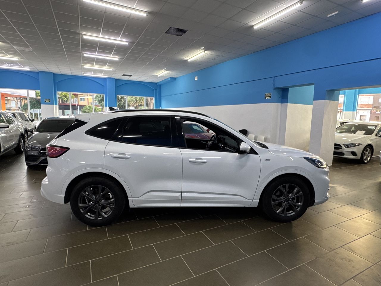 Ford Kuga ST-Line X 1.5 EcoBlue 88 kW (120 CV) - Foto 6