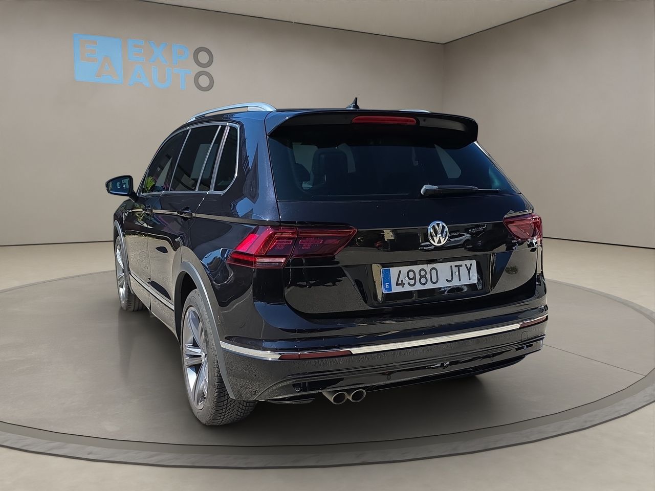 Volkswagen Tiguan R-Line 2.0 190CV - Foto 6