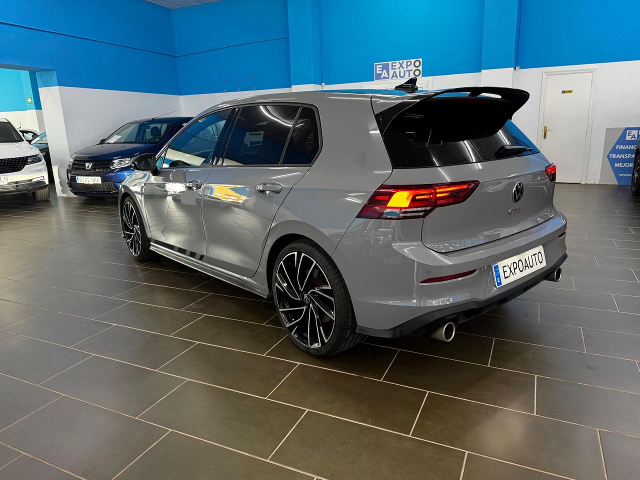 Volkswagen Golf GTI 2.0 TSI 180 kW (245 CV) DSG - Foto 6