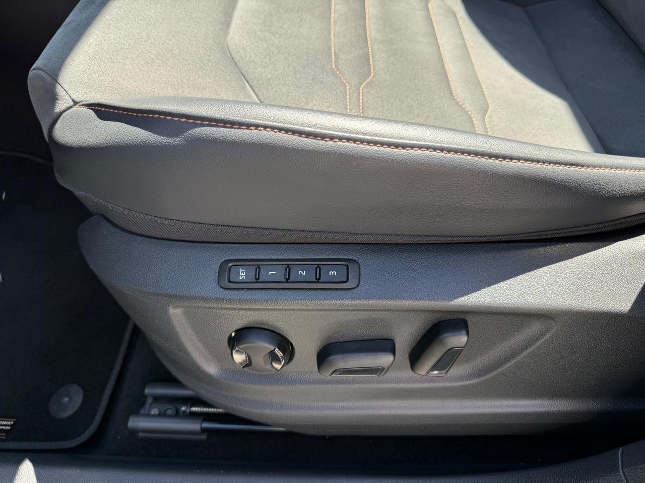 Cupra Ateca 2.0 TSI 221kW (300CV) 4Drive DSG - Foto 6