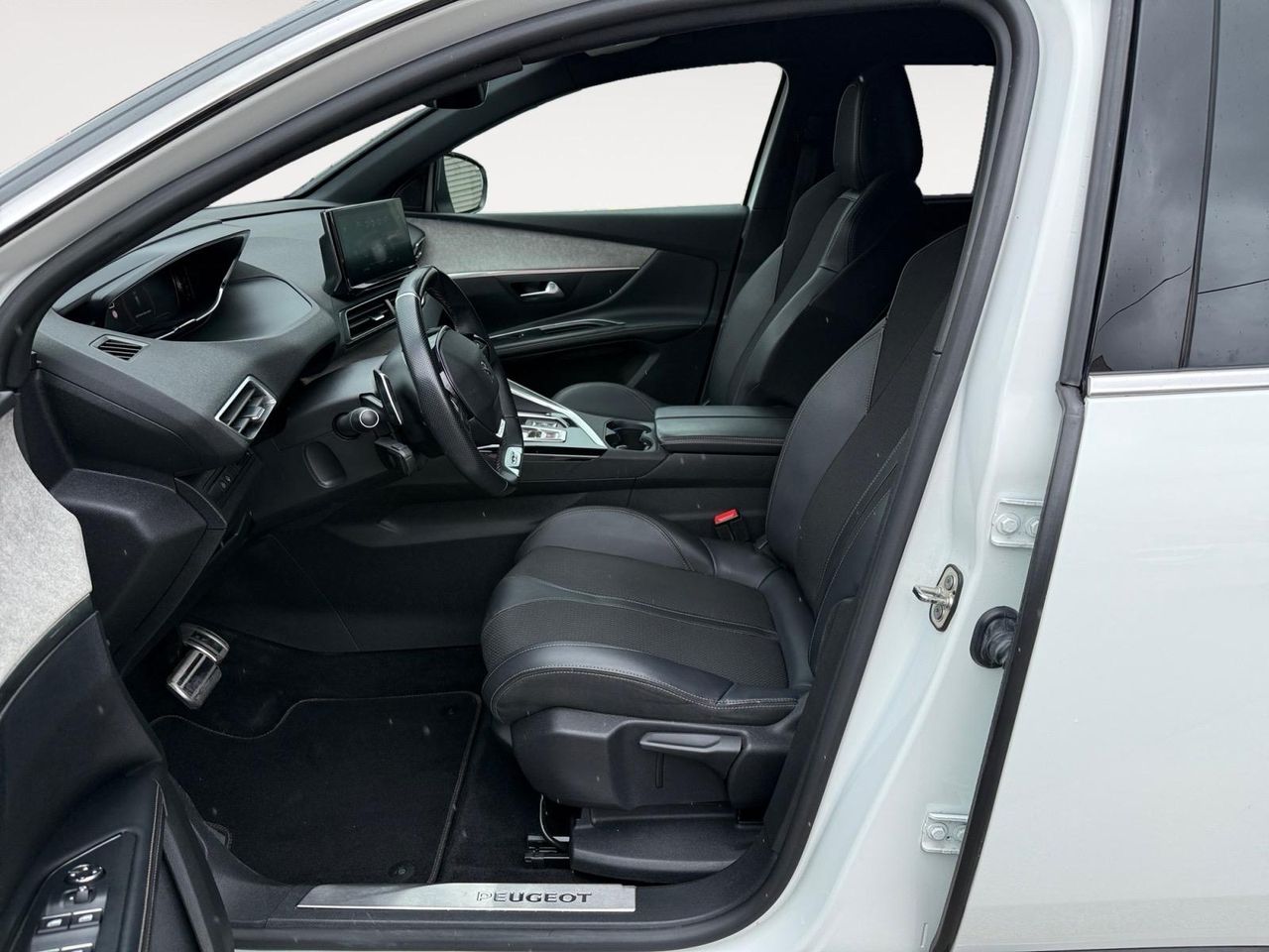 Peugeot 5008 1.5 BlueHDi 96kW S&S GT Pack EAT8 - Foto 4