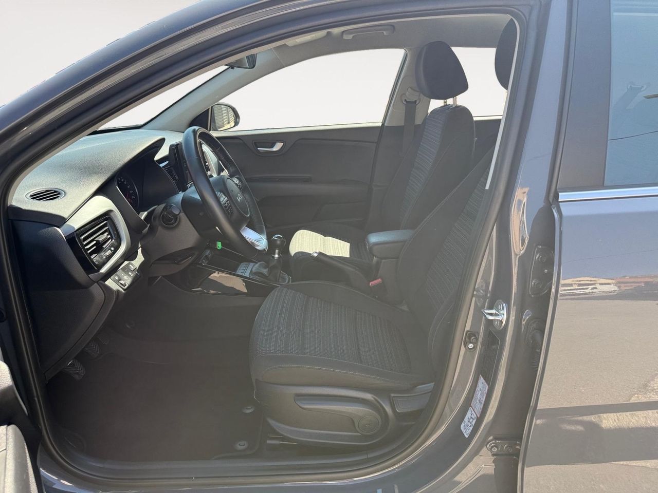 Kia Stonic 1.2 DPi 62kW (84CV) Drive - Foto 4