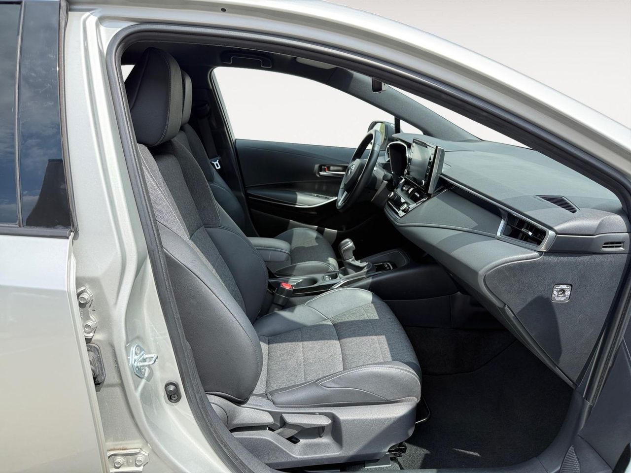 Toyota Corolla 1.8 125H STYLE E-CVT - Foto 4