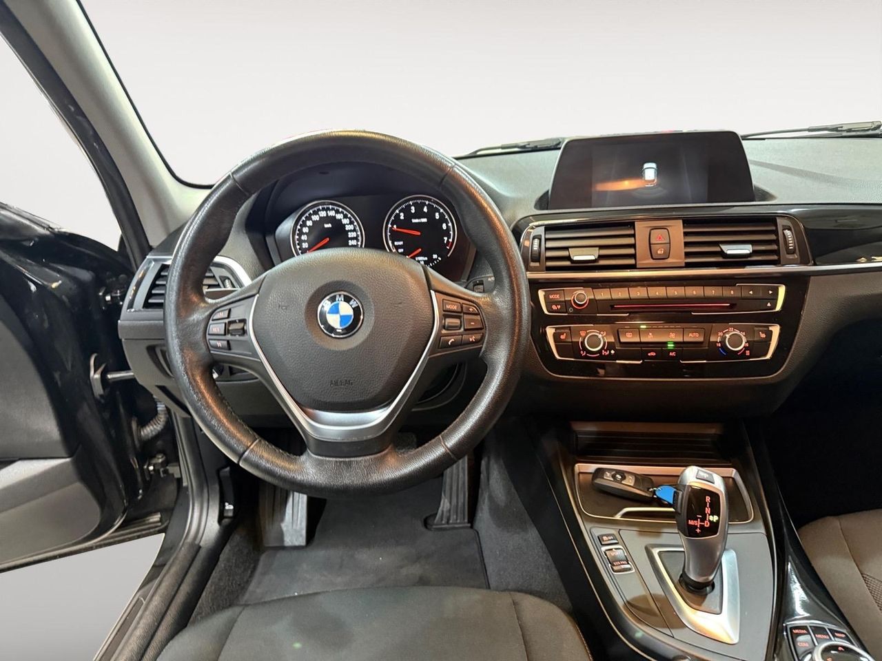 BMW Serie 1 118i - Foto 4