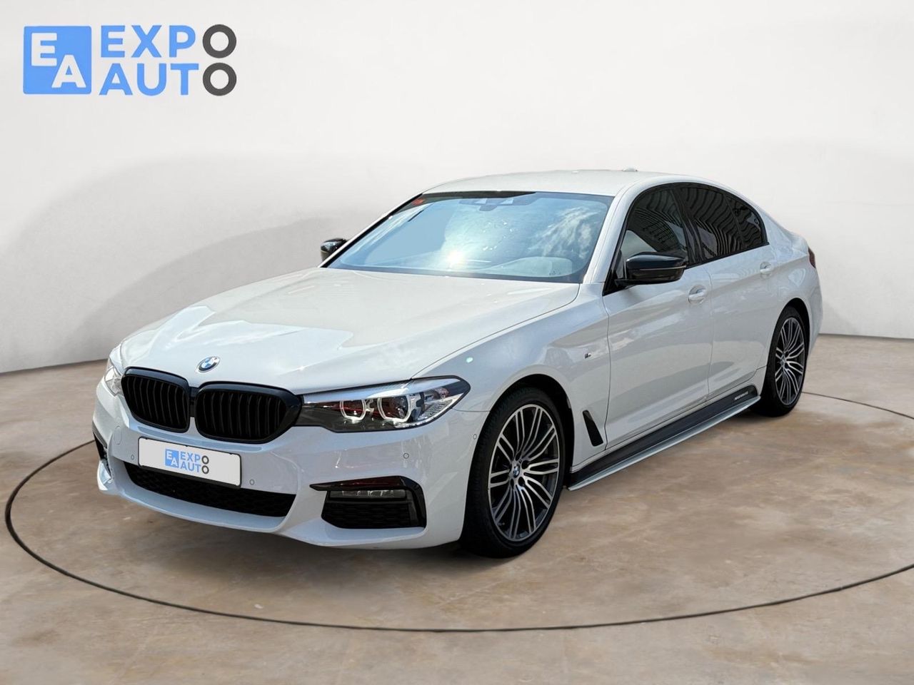 BMW Serie 5 520iA - Foto 6
