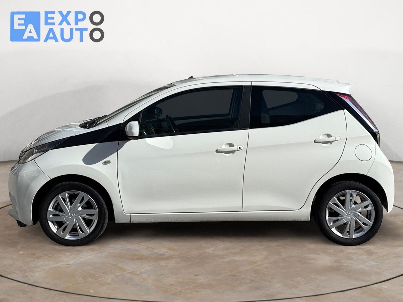 Toyota Aygo 1.0 70 x-cite - Foto 5