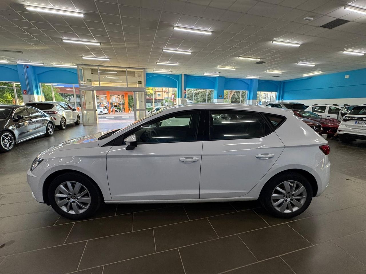 Seat Leon León 5p 1.6 TDI CR 85 kW - Foto 6