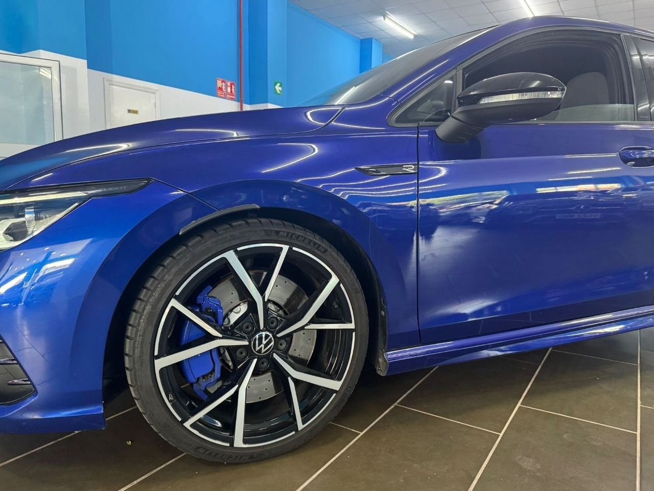 Volkswagen Golf Golf R 2.0 TSI 235 kW - Foto 4