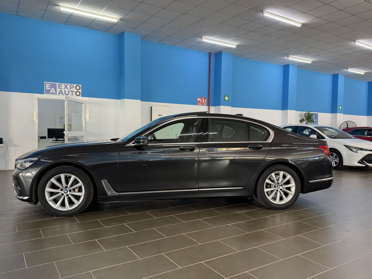 BMW Serie 7 730d xDrive - Foto 4