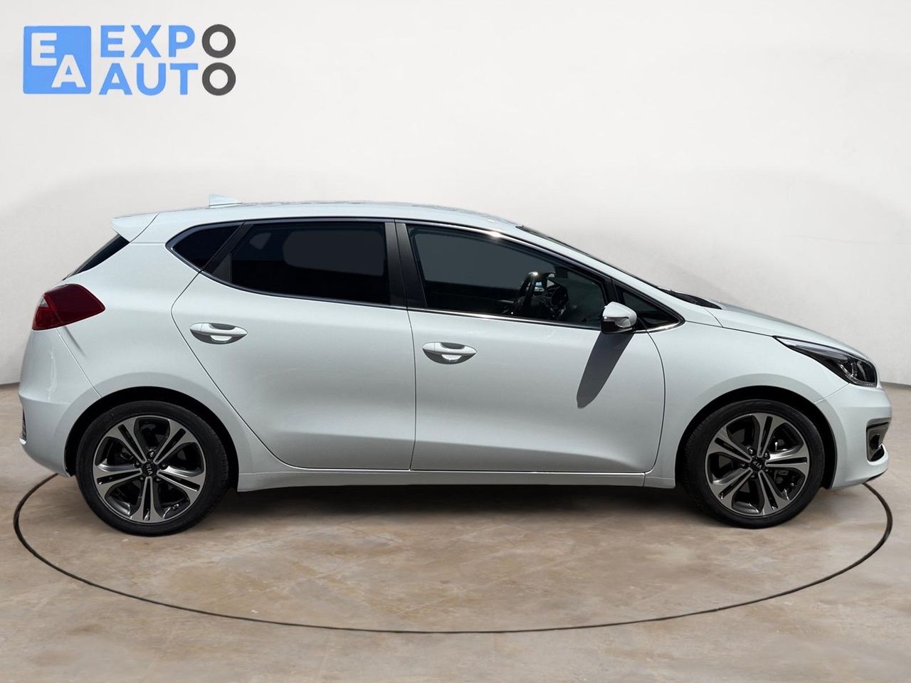 Kia Ceed 1.0 T-GDi 88kW (120CV) x-Tech17 Eco-Dyn - Foto 5