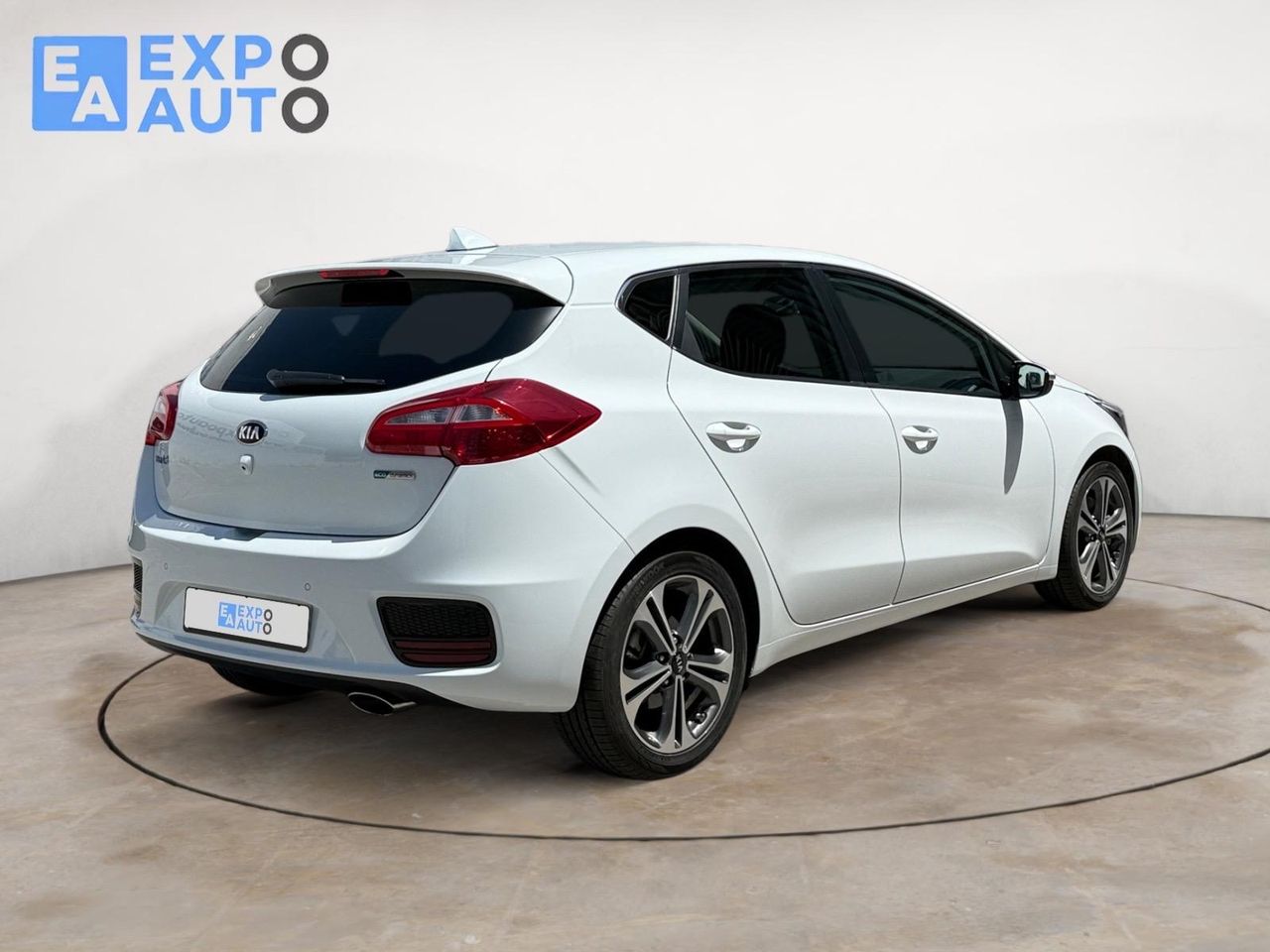 Kia Ceed 1.0 T-GDi 88kW (120CV) x-Tech17 Eco-Dyn - Foto 6