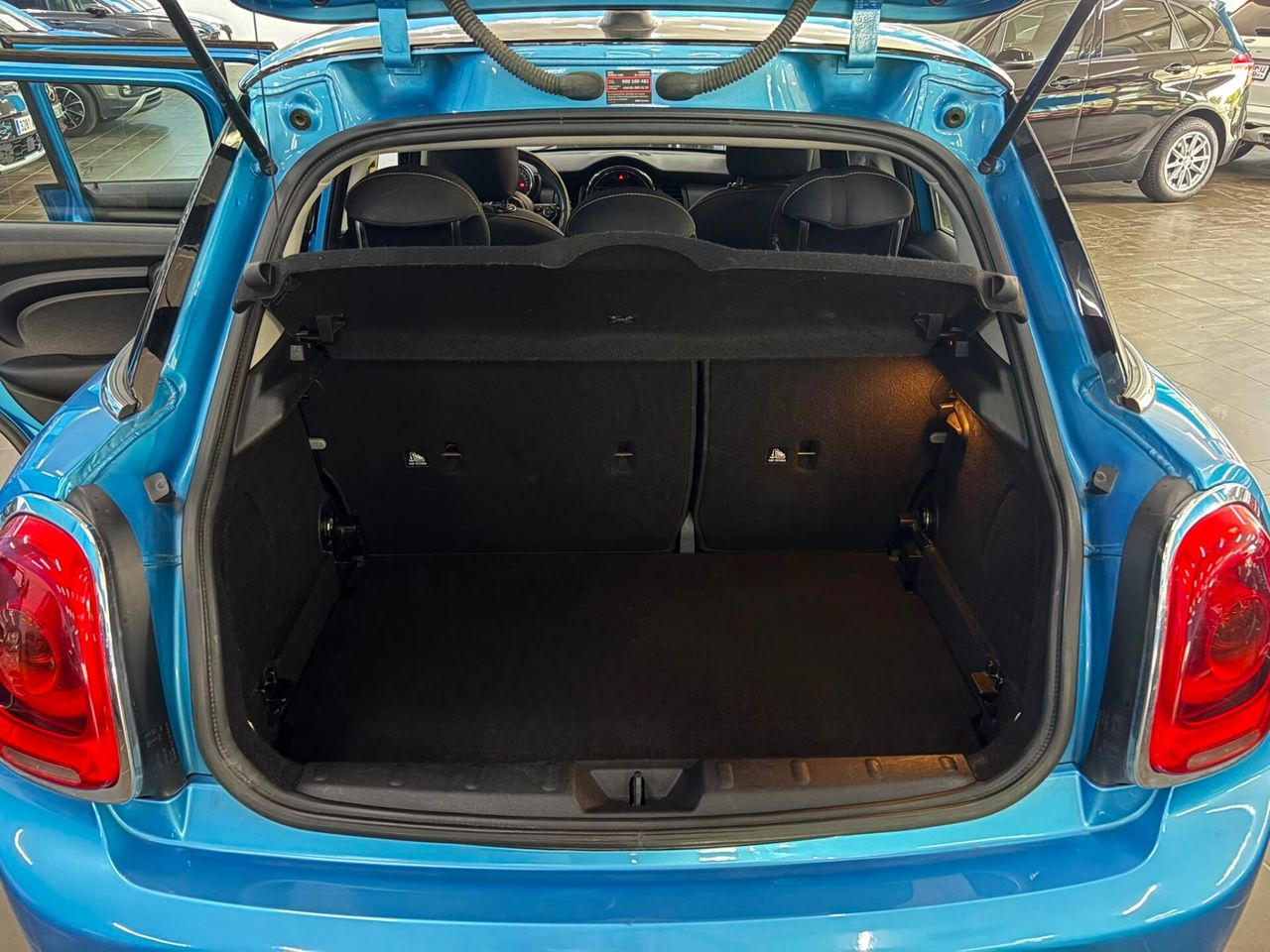 MINI Cooper F55 - Foto 4
