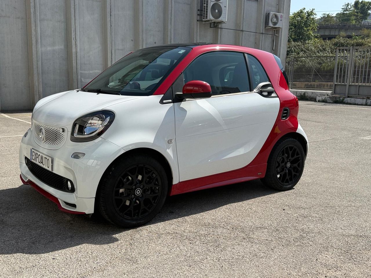 Smart Fortwo 0.9 66kW (90CV) USHUAIA LIM. EDIT COUPE - Foto 3