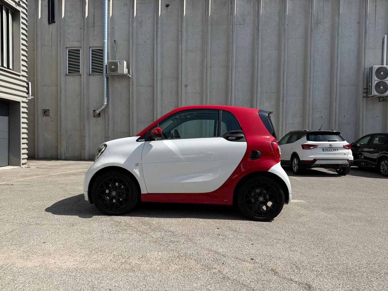 Smart Fortwo 0.9 66kW (90CV) USHUAIA LIM. EDIT COUPE - Foto 4